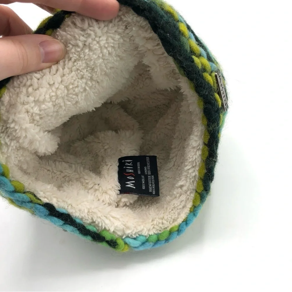 MOSHIKI Beanie Hat Pom Pom Knit Wool Made in Nepal Lined Warm Winter Women Snow